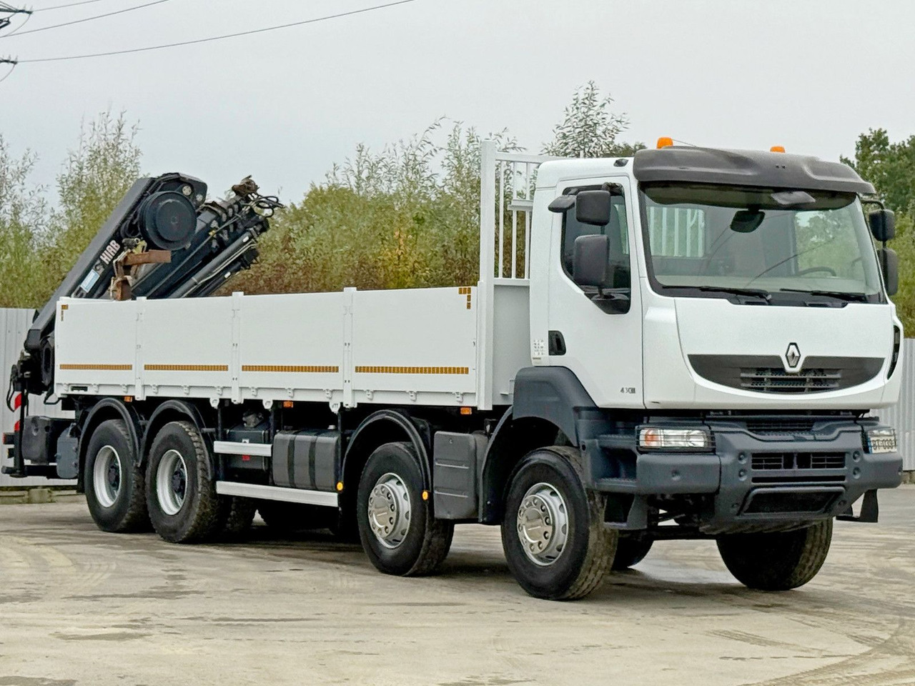 Renault KERAX 430 * HIAB 211 EP-5 HIDUO /FUNK *8x4 - Kranbil: bilde 3 Renault KERAX 430 * HIAB 211 EP-5 HIDUO /FUNK *8x4 - Kranbil: bilde 3