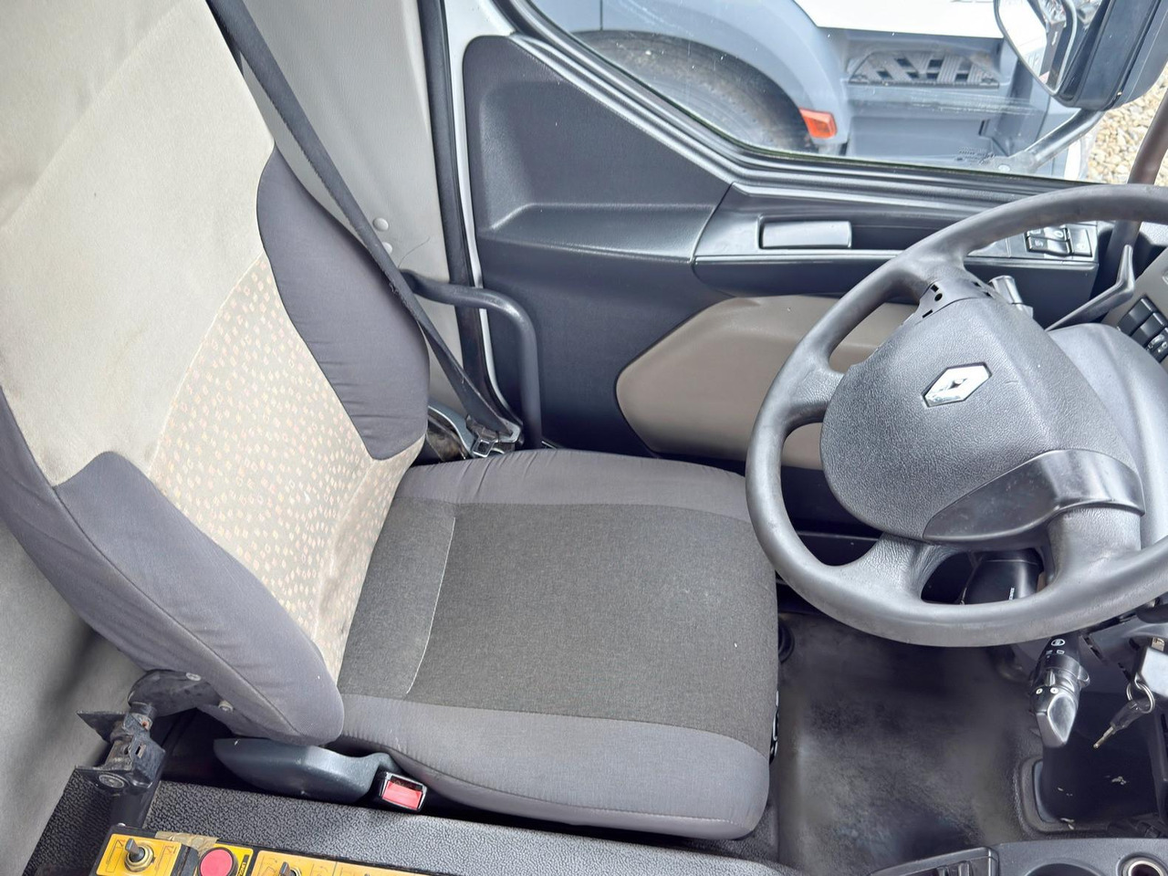 Krokbil, Kranbil Renault MIDLUM 300 DXI* ABROLLKIPPER * TOPZUSTAND: bilde 11 Krokbil, Kranbil Renault MIDLUM 300 DXI* ABROLLKIPPER * TOPZUSTAND: bilde 11