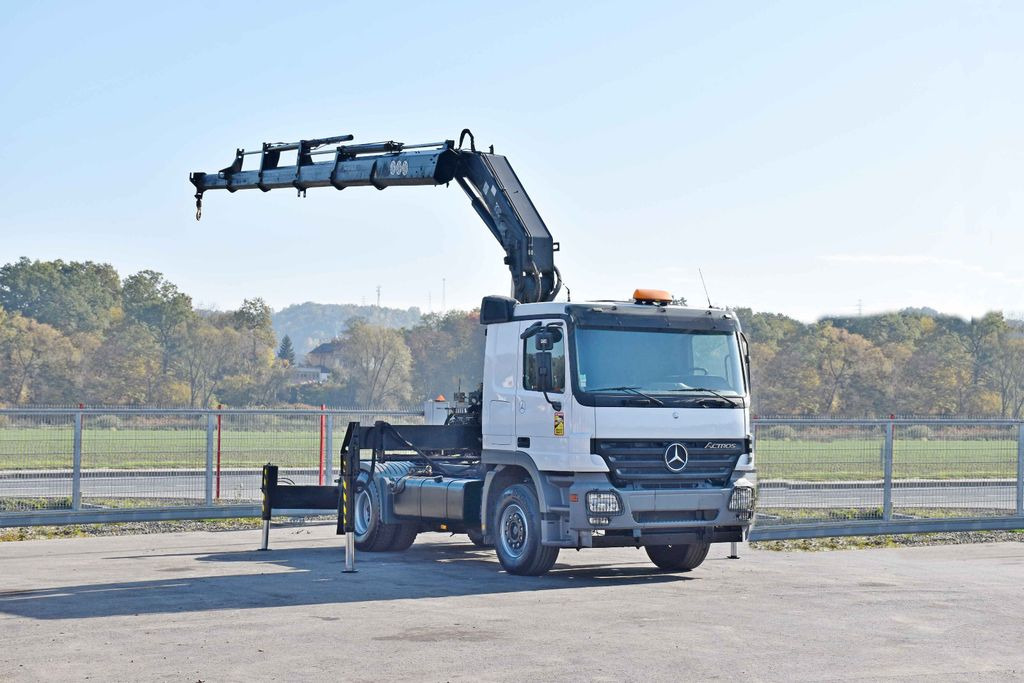 Mercedes-Benz ACTROS 1844 * Sattelzugmaschine *HIAB 330-5/FUNK Mercedes-Benz ACTROS 1844 * Sattelzugmaschine *HIAB 330-5/FUNK - Trekkvogn: bilde 2 Mercedes-Benz ACTROS 1844 * Sattelzugmaschine *HIAB 330-5/FUNK Mercedes-Benz ACTROS 1844 * Sattelzugmaschine *HIAB 330-5/FUNK - Trekkvogn: bilde 2