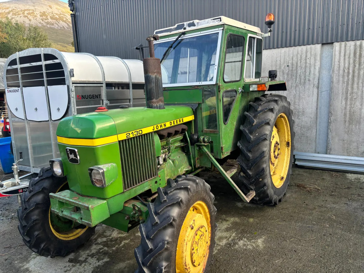 John Deere 2130 4WD - Traktor: bilde 4 John Deere 2130 4WD - Traktor: bilde 4