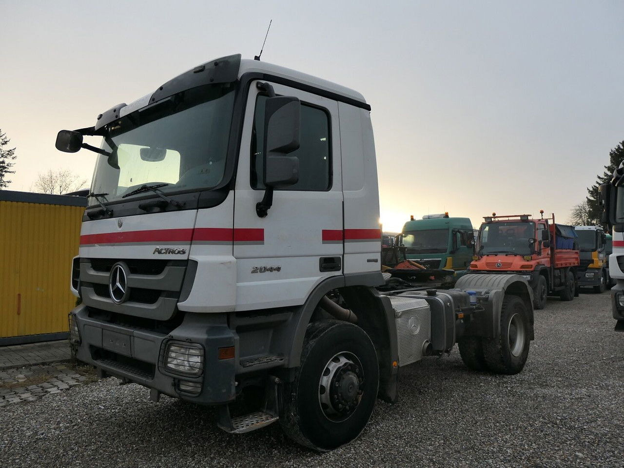 Mercedes-Benz Actros 2044 - Trekkvogn: bilde 3 Mercedes-Benz Actros 2044 - Trekkvogn: bilde 3