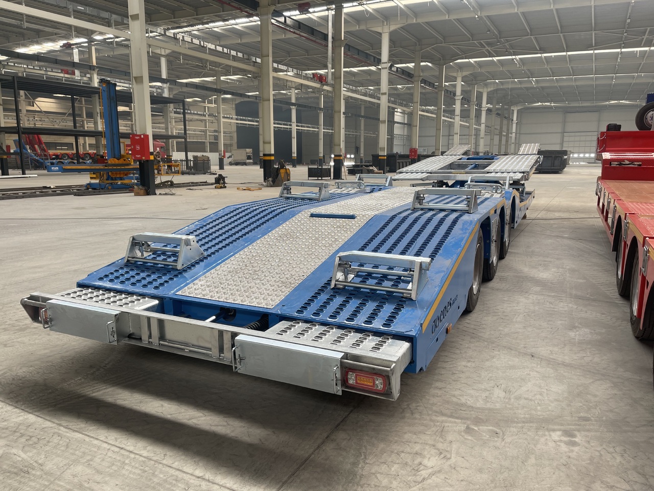 LIDER 2025 NEW UNUSED READY IN FACTORY STOCK - Transporter semitrailer: bilde 5 LIDER 2025 NEW UNUSED READY IN FACTORY STOCK - Transporter semitrailer: bilde 5