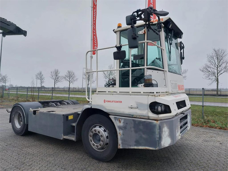 Mafi T225D - Terminaltraktor: bilde 1 Mafi T225D - Terminaltraktor: bilde 1