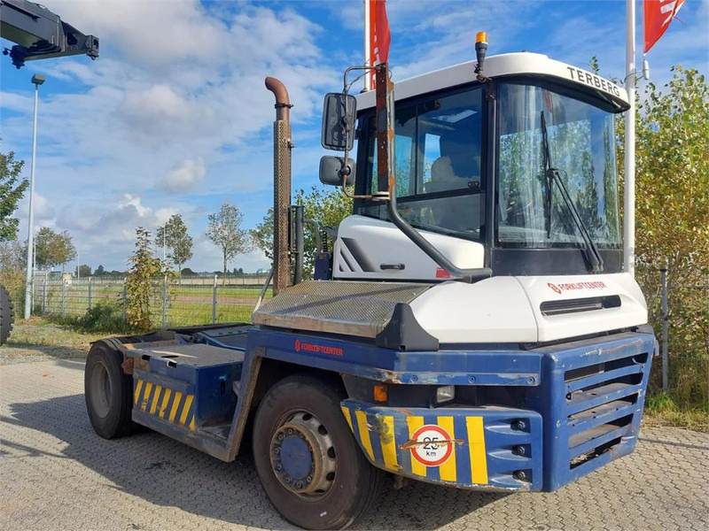 Terberg RT283 4x4 - Terminaltraktor: bilde 1 Terberg RT283 4x4 - Terminaltraktor: bilde 1