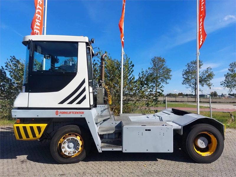 Terberg TT223 - Terminaltraktor: bilde 4 Terberg TT223 - Terminaltraktor: bilde 4