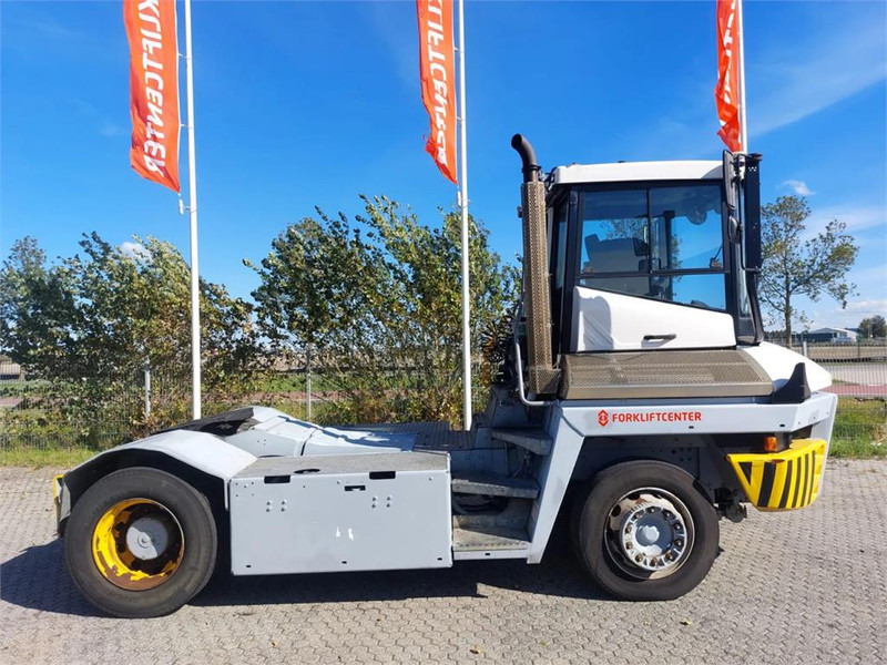 Terberg TT223 - Terminaltraktor: bilde 3 Terberg TT223 - Terminaltraktor: bilde 3