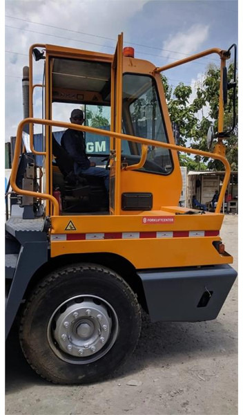 Terberg YT182 - Terminaltraktor: bilde 3 Terberg YT182 - Terminaltraktor: bilde 3