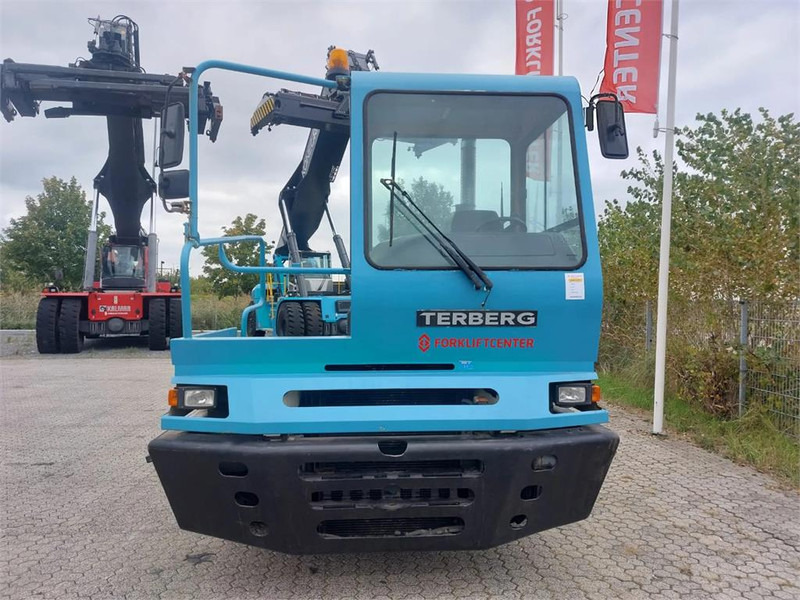Terberg YT182 - Terminaltraktor: bilde 5 Terberg YT182 - Terminaltraktor: bilde 5
