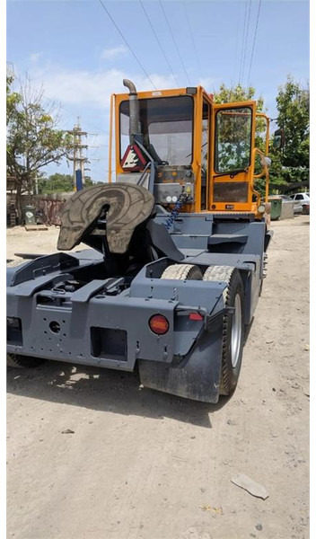 Terberg YT182 - Terminaltraktor: bilde 4 Terberg YT182 - Terminaltraktor: bilde 4