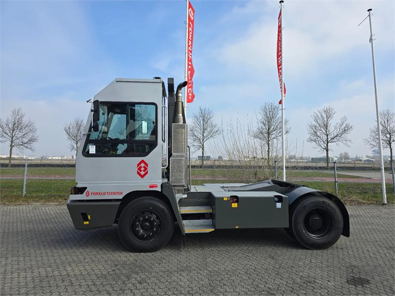 Terberg YT220 - Terminaltraktor: bilde 4 Terberg YT220 - Terminaltraktor: bilde 4