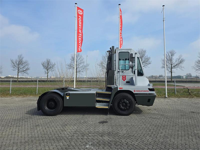 Terberg YT220 - Terminaltraktor: bilde 3 Terberg YT220 - Terminaltraktor: bilde 3