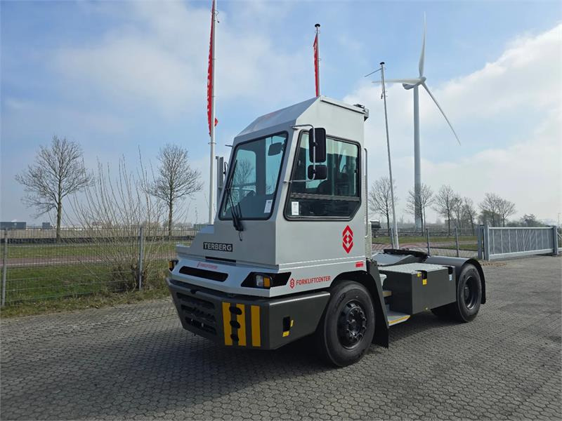 Terberg YT220 - Terminaltraktor: bilde 3 Terberg YT220 - Terminaltraktor: bilde 3