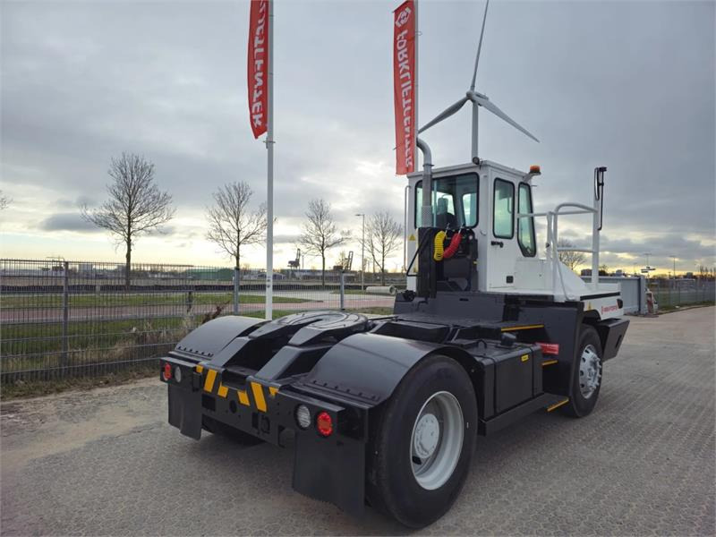 Terberg YT220 - Terminaltraktor: bilde 5 Terberg YT220 - Terminaltraktor: bilde 5