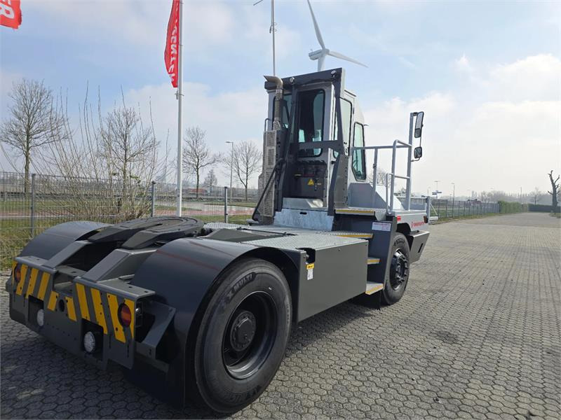 Terberg YT220 - Terminaltraktor: bilde 5 Terberg YT220 - Terminaltraktor: bilde 5