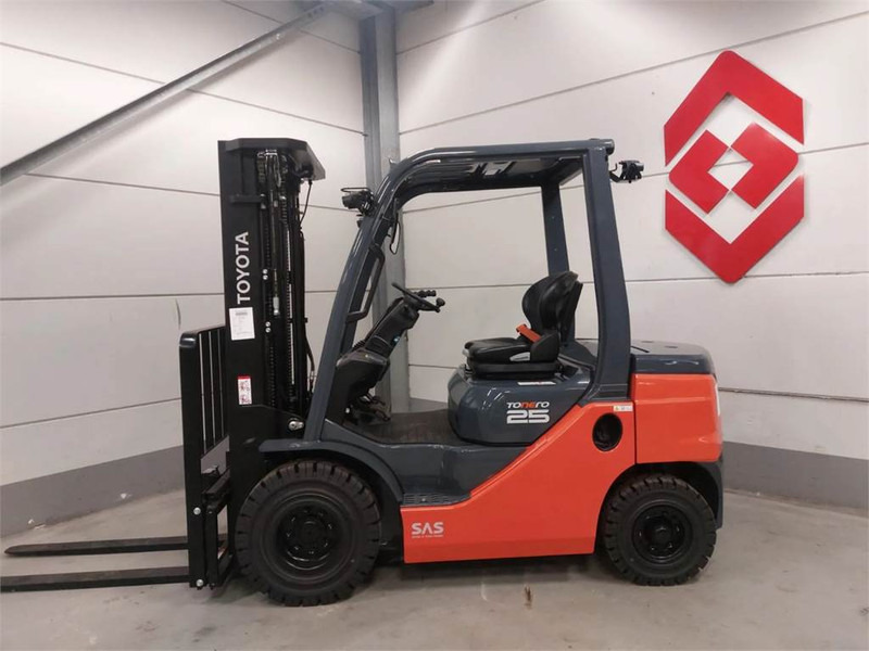 Toyota 52-8FDF25 - Dieseltruck: bilde 2 Toyota 52-8FDF25 - Dieseltruck: bilde 2
