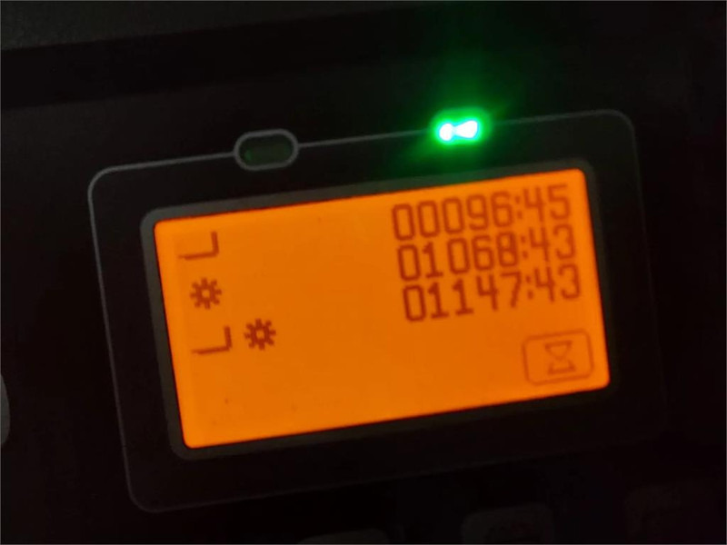 El-truck Toyota 8FBMKT25: bilde 15 El-truck Toyota 8FBMKT25: bilde 15