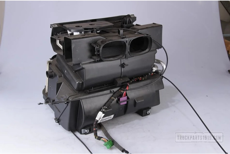 Renault Heating, Ventilation & AC Kachel unit Renault - Varme/ Ventilasjon for Lastebil: bilde 2 Renault Heating, Ventilation & AC Kachel unit Renault - Varme/ Ventilasjon for Lastebil: bilde 2
