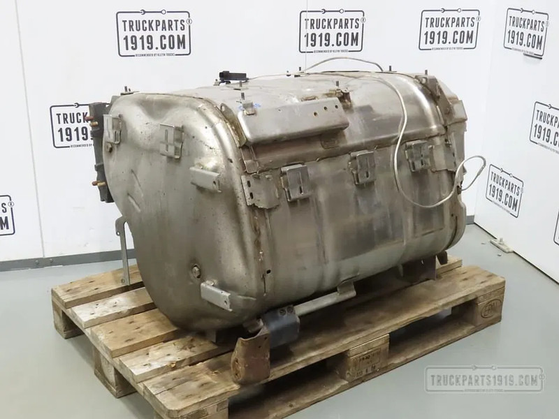 Scania 2274712 Katalysator Scania - Katalysator for Lastebil: bilde 1 Scania 2274712 Katalysator Scania - Katalysator for Lastebil: bilde 1