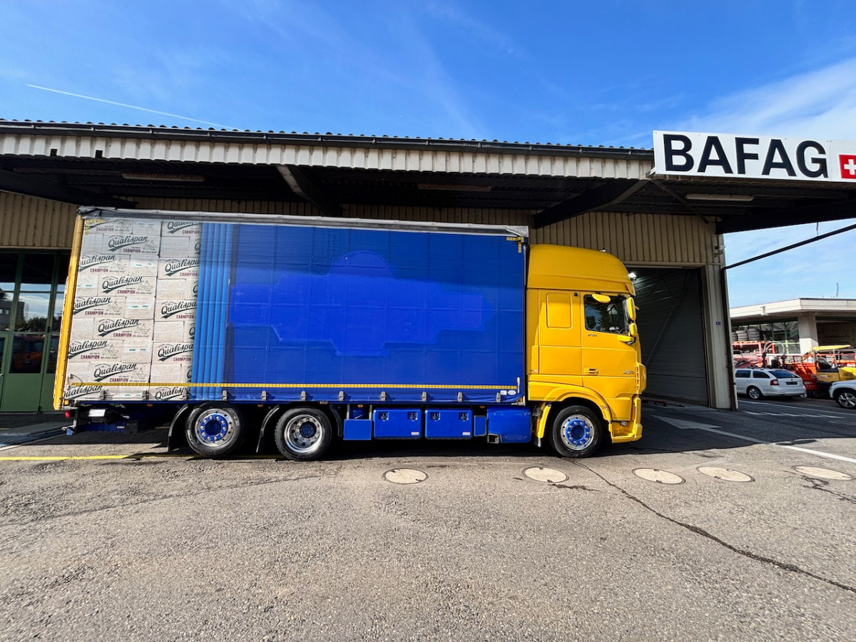 DAF FAN XF 530 LD 6x2 - Kapellbil: bilde 2 DAF FAN XF 530 LD 6x2 - Kapellbil: bilde 2
