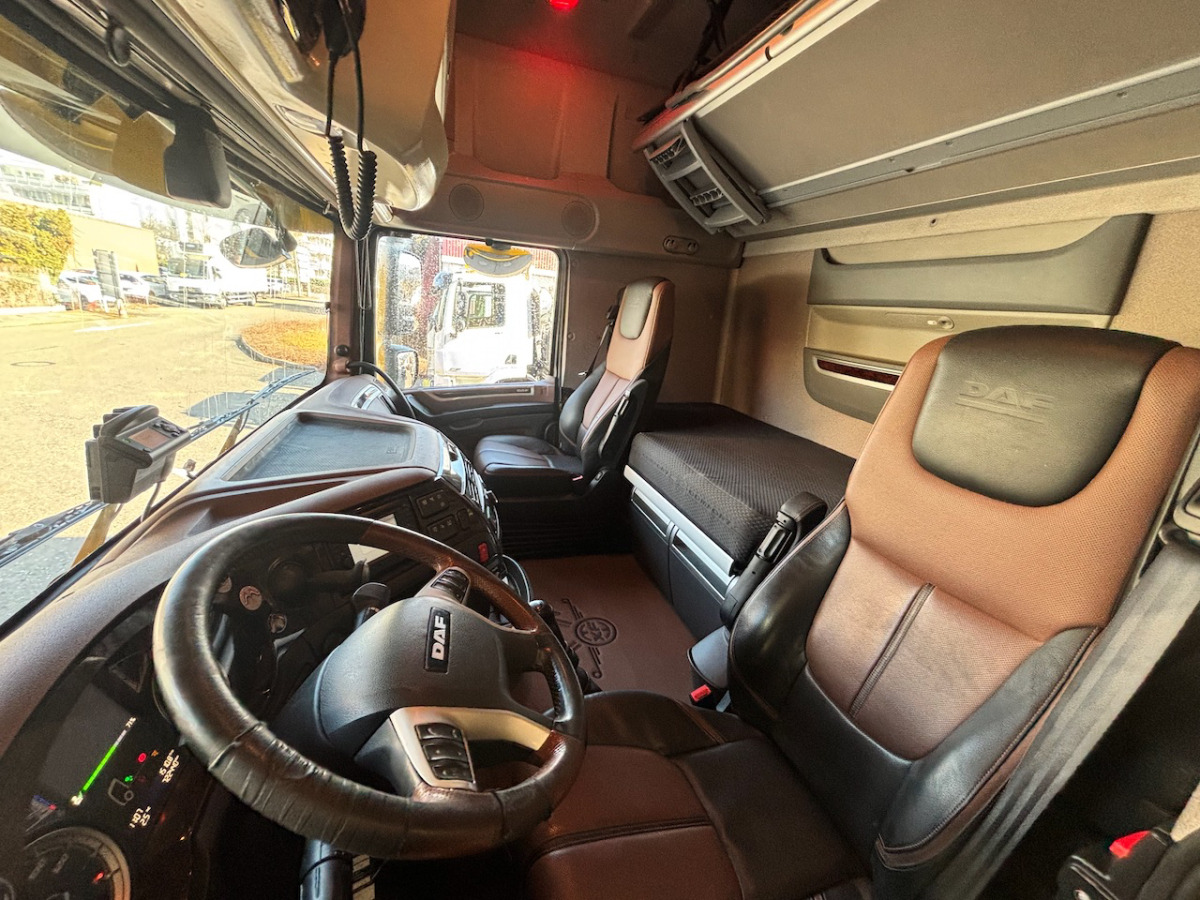 DAF FAN XF 530 LD Jumbo - Kapellbil: bilde 4 DAF FAN XF 530 LD Jumbo - Kapellbil: bilde 4