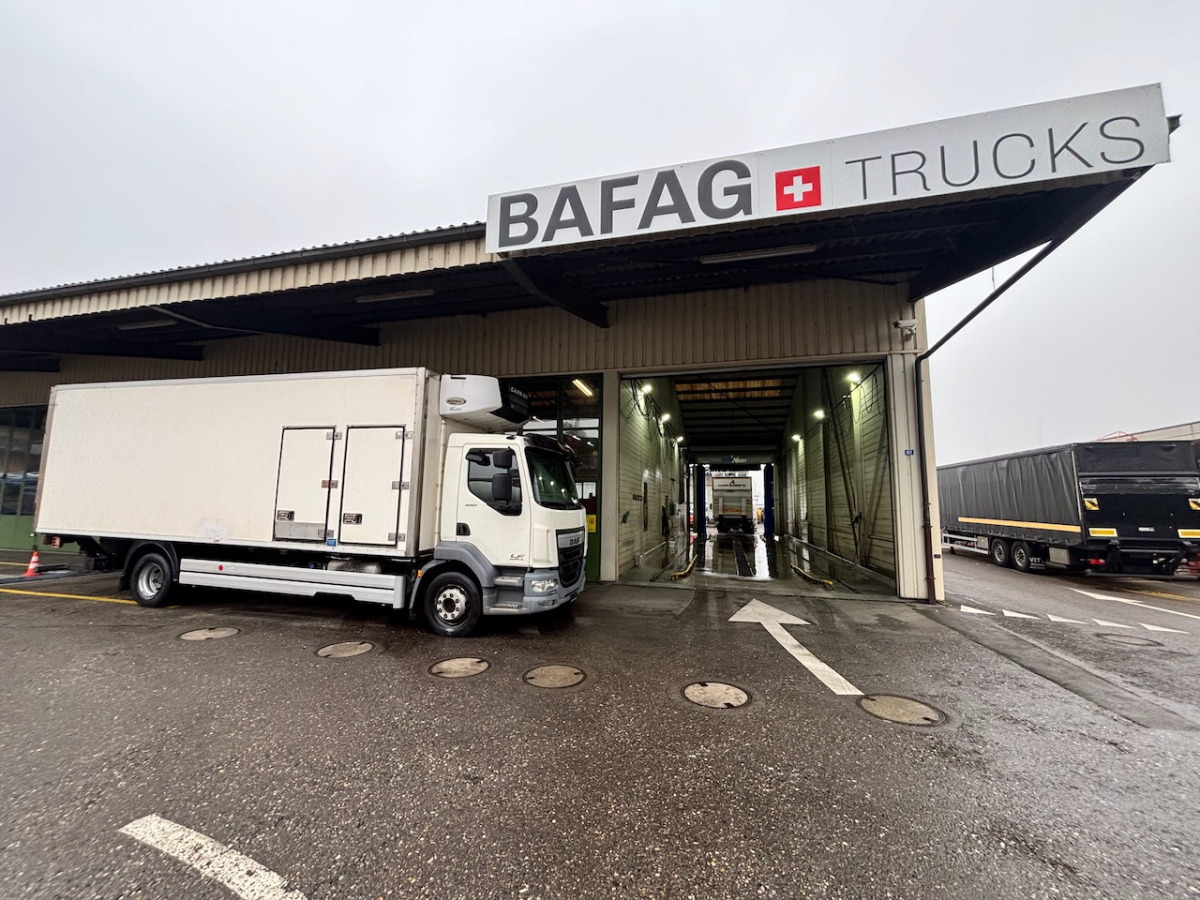 DAF LF 280 - Lastebil med kjøl: bilde 2 DAF LF 280 - Lastebil med kjøl: bilde 2