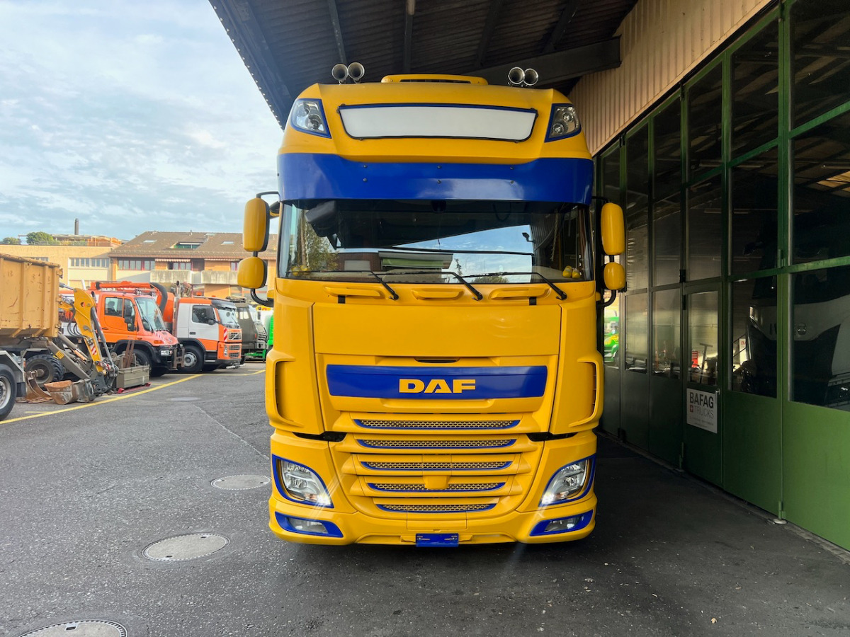 DAF XF 510 Jumbo - Kapellbil: bilde 2 DAF XF 510 Jumbo - Kapellbil: bilde 2