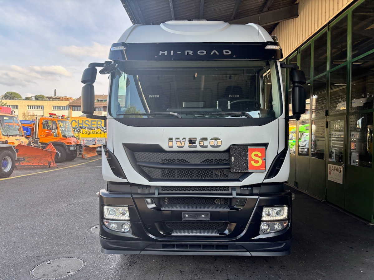 IVECO 190S40 Stralis - Kapellbil: bilde 3 IVECO 190S40 Stralis - Kapellbil: bilde 3