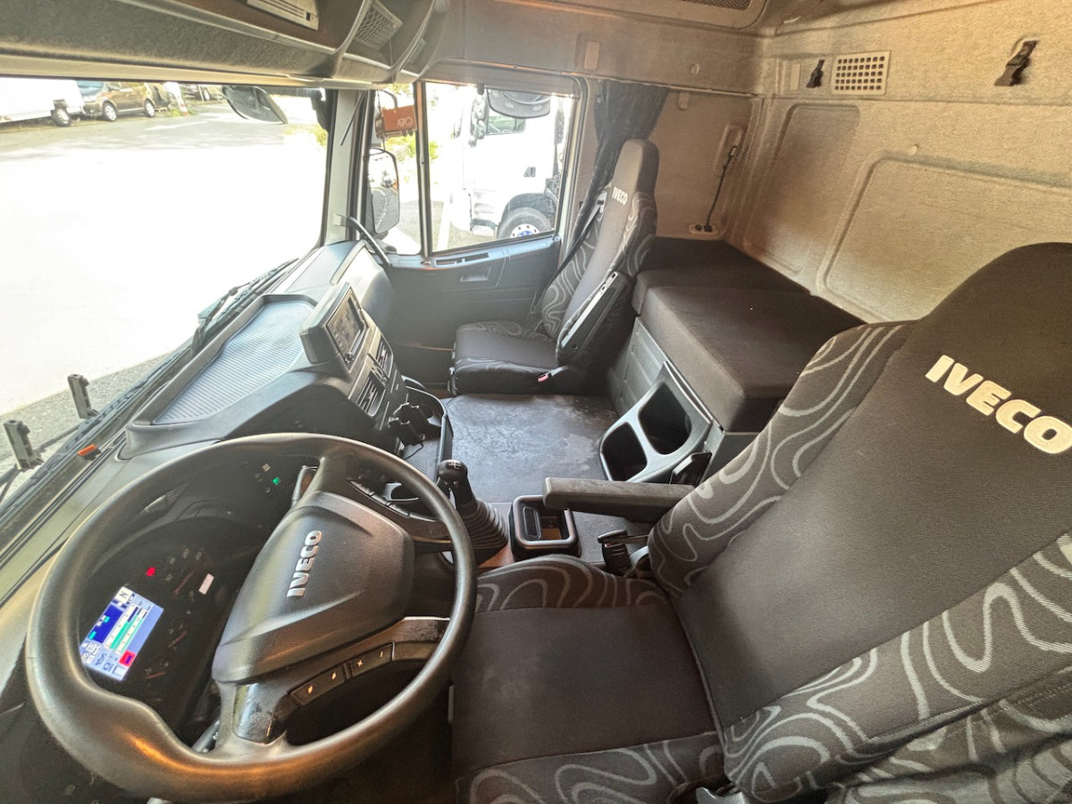 IVECO 190S40 Stralis - Kapellbil: bilde 4 IVECO 190S40 Stralis - Kapellbil: bilde 4