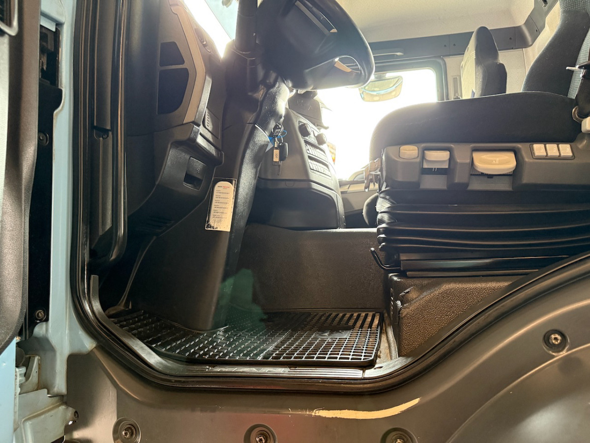 MAN TGS 35.480 8x4 - Tippbil: bilde 4 MAN TGS 35.480 8x4 - Tippbil: bilde 4