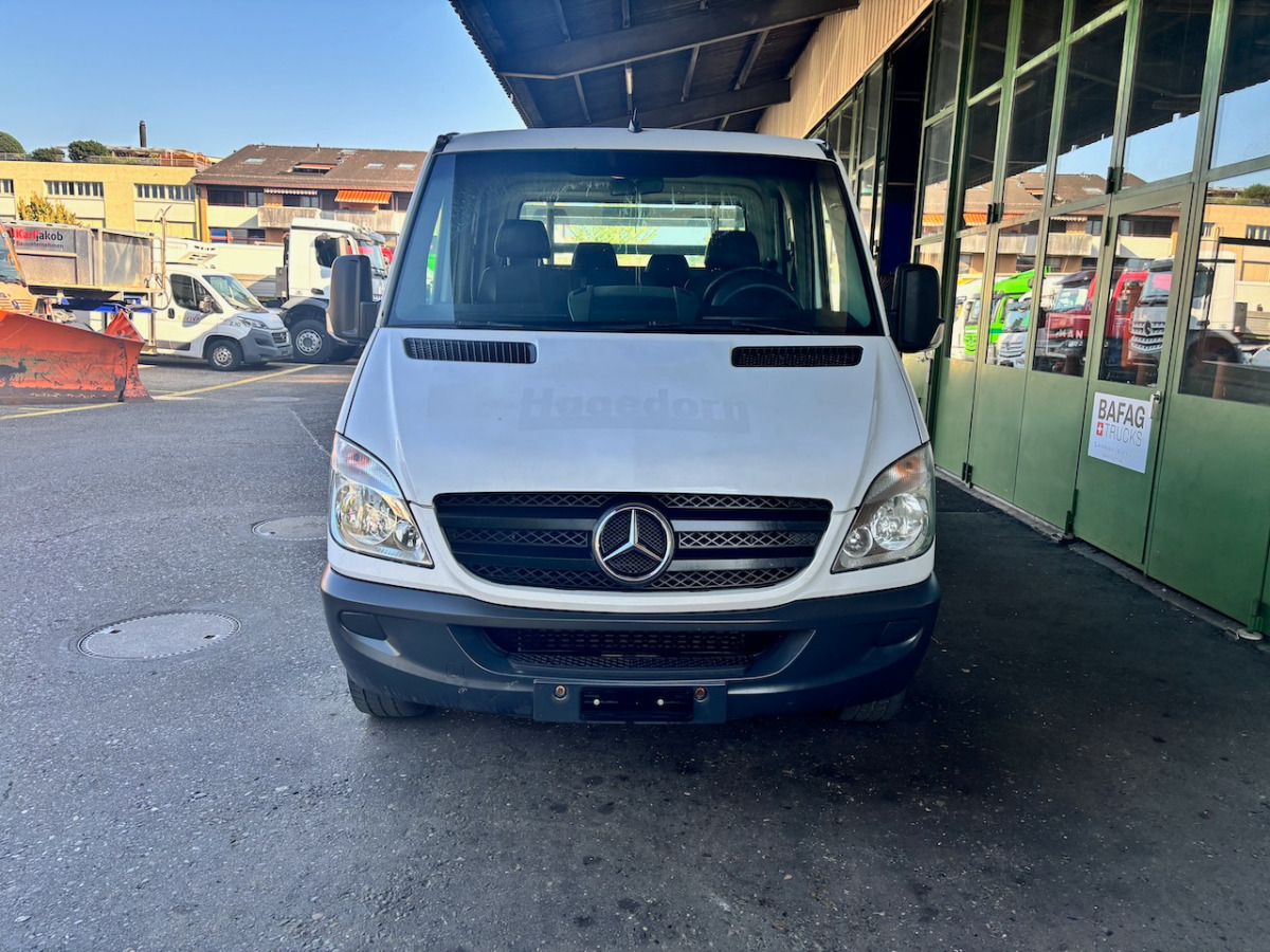 MERCEDES 316 CDI - Varebil med plan, Varebil med dobbelt førerhus: bilde 2 MERCEDES 316 CDI - Varebil med plan, Varebil med dobbelt førerhus: bilde 2