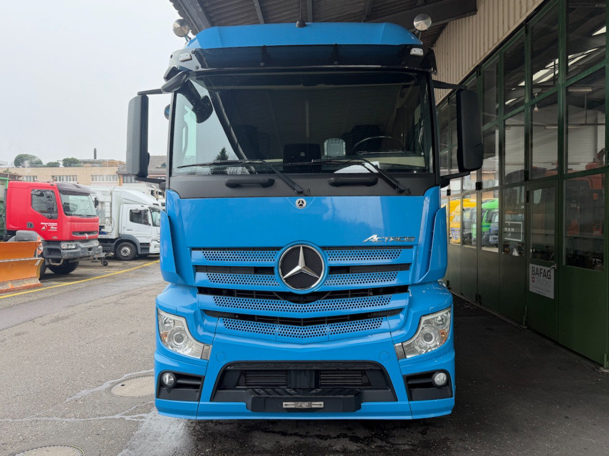 MERCEDES Mercedes Actros 1833L - Kapellbil: bilde 3 MERCEDES Mercedes Actros 1833L - Kapellbil: bilde 3