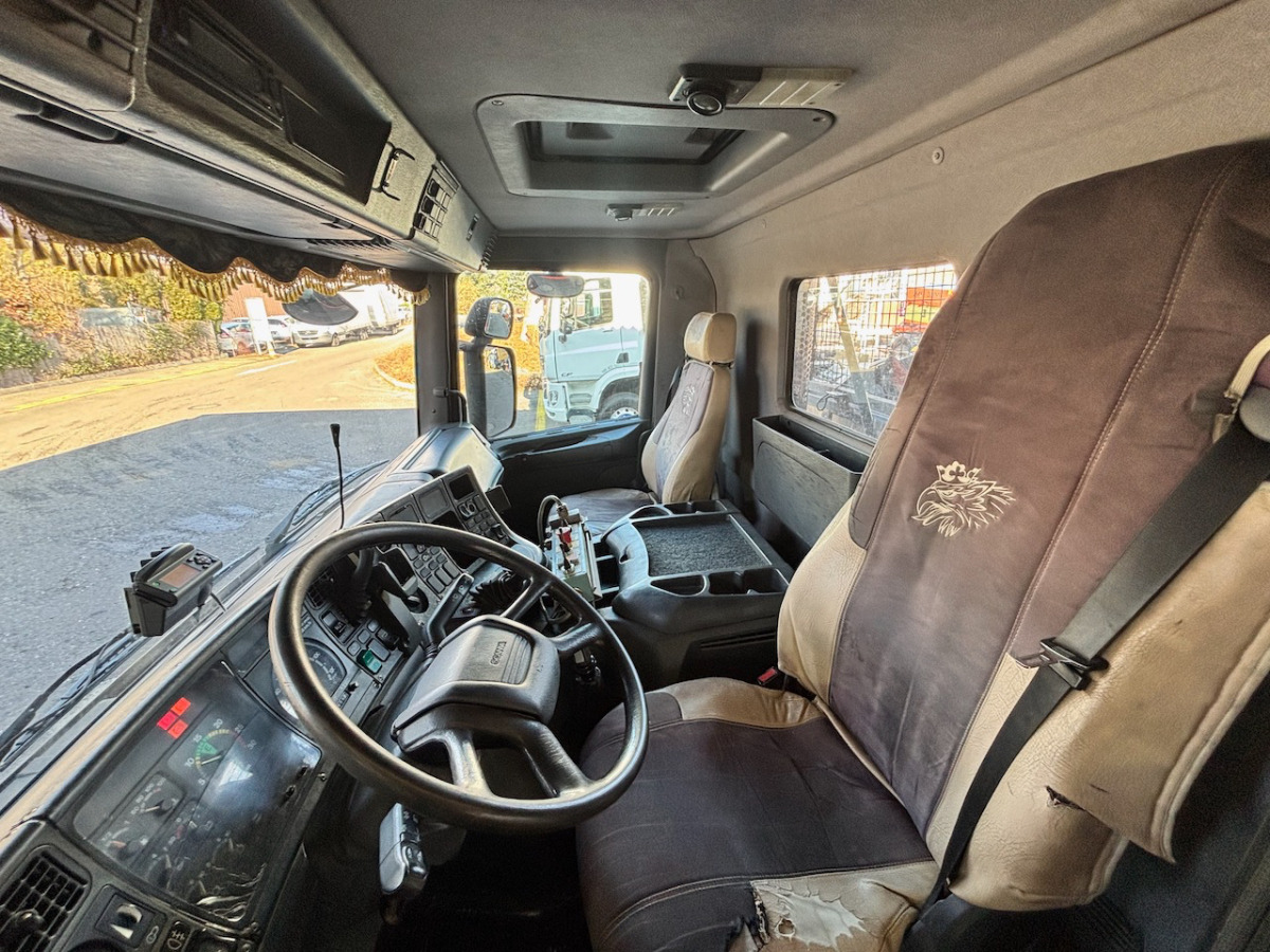 SCANIA P124 6x2 - Liftdumper lastebil: bilde 4 SCANIA P124 6x2 - Liftdumper lastebil: bilde 4