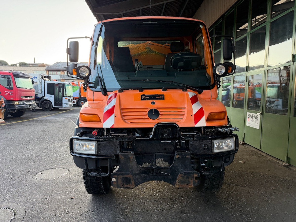 UNIMOG U400 - Utility-/ Spesiell maskin: bilde 3 UNIMOG U400 - Utility-/ Spesiell maskin: bilde 3