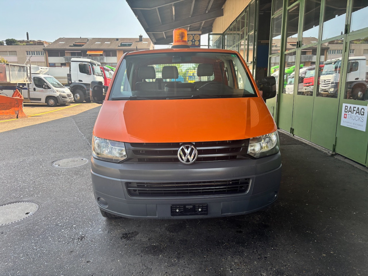 VW T5 Transporter - Varebil med plan: bilde 2 VW T5 Transporter - Varebil med plan: bilde 2