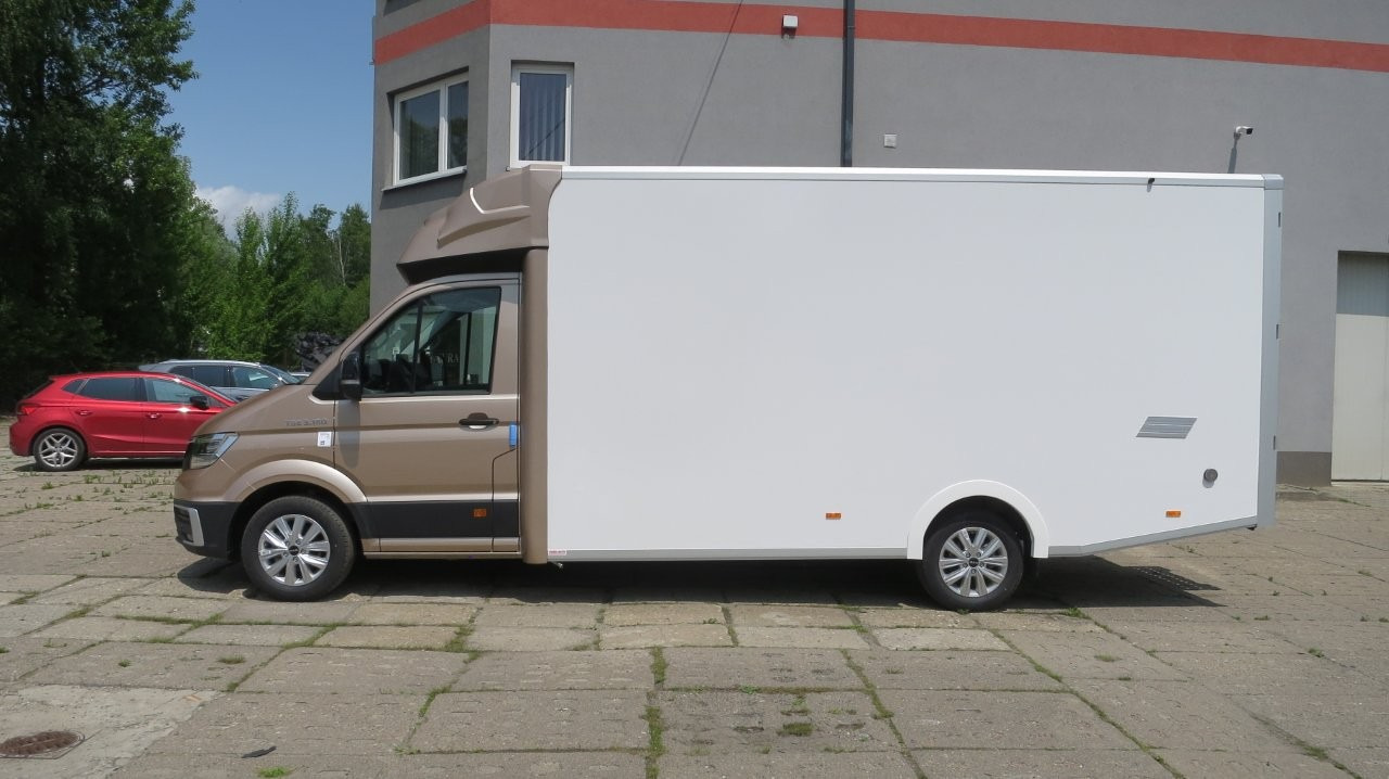MAN TGE 3.180 Koffer mit Schlafbett - Varebil med skap, Varebil med dobbelt førerhus: bilde 2 MAN TGE 3.180 Koffer mit Schlafbett - Varebil med skap, Varebil med dobbelt førerhus: bilde 2
