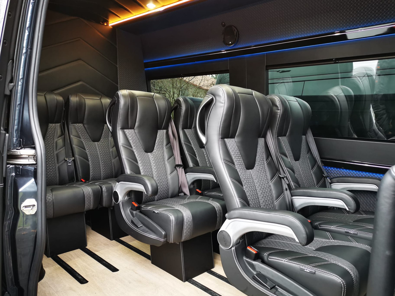 Mercedes Sprinter 319 9 Sitzer L2H1 - Persontransport, Varebil med dobbelt førerhus: bilde 5 Mercedes Sprinter 319 9 Sitzer L2H1 - Persontransport, Varebil med dobbelt førerhus: bilde 5