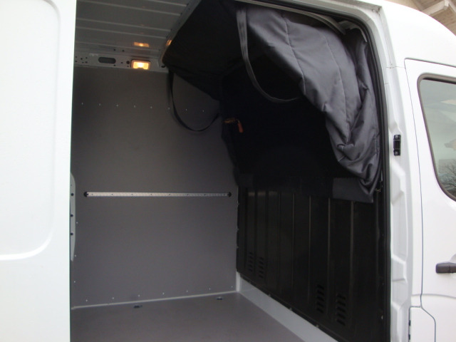 Renault Master 170 L3H2 KLAPPBETT - Kassebil: bilde 2 Renault Master 170 L3H2 KLAPPBETT - Kassebil: bilde 2