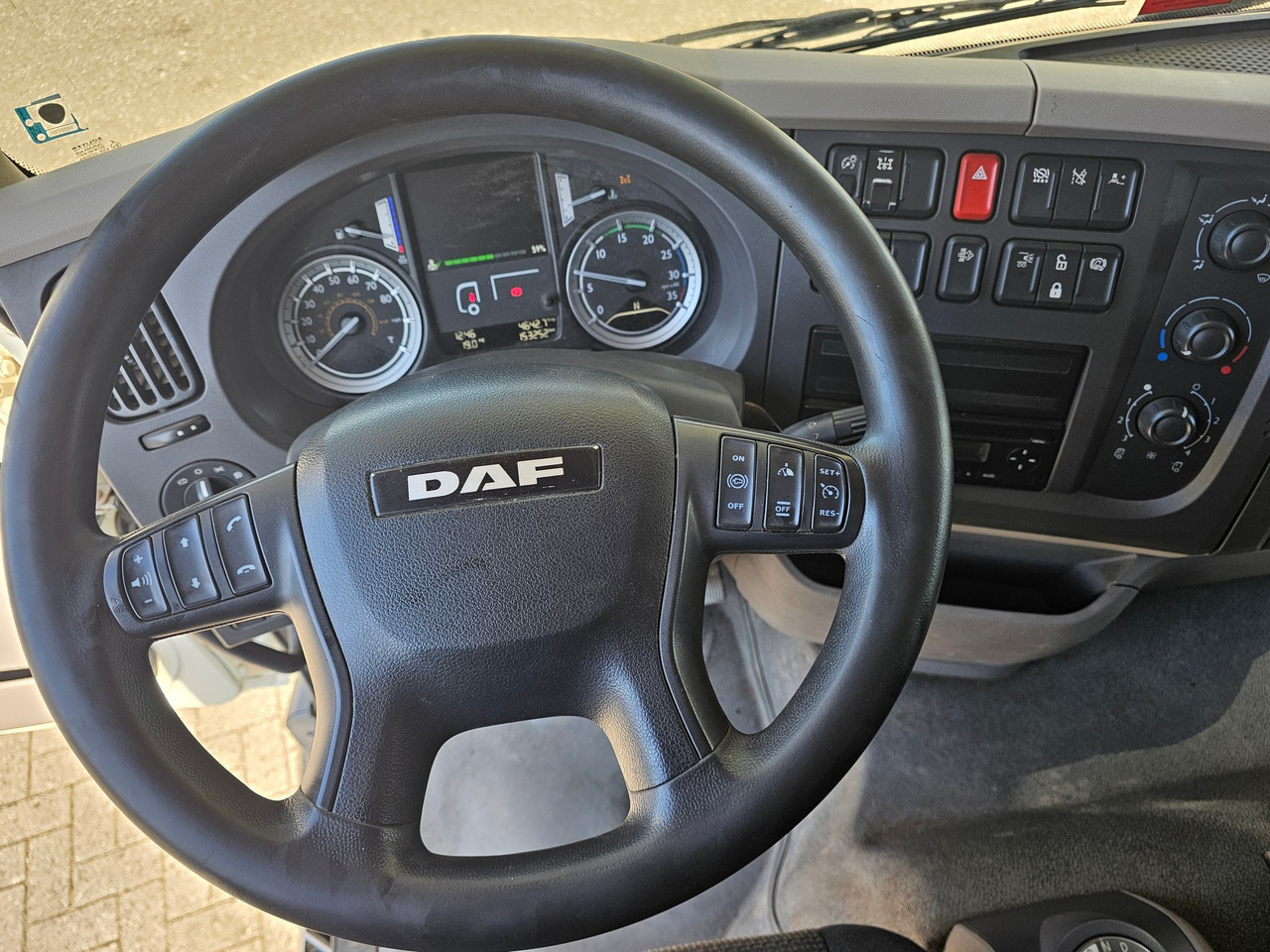 DAF LF 220 Euro 6 - Liftdumper lastebil: bilde 5 DAF LF 220 Euro 6 - Liftdumper lastebil: bilde 5