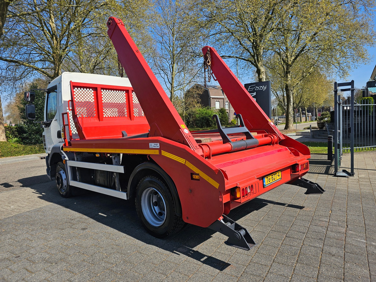 DAF LF 220 Euro 6 - Liftdumper lastebil: bilde 4 DAF LF 220 Euro 6 - Liftdumper lastebil: bilde 4
