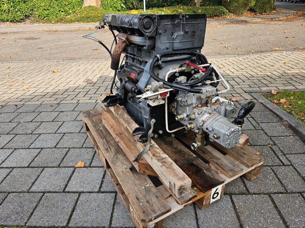 Motor for Bygg og anlegg Deutz F 4L 2011 Luftgekühlt: bilde 9