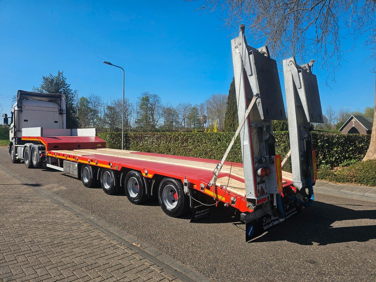 Hangler SVS-H 580 Semie Tieflader Mit Rampen - Lavloader semitrailer: bilde 2 Hangler SVS-H 580 Semie Tieflader Mit Rampen - Lavloader semitrailer: bilde 2