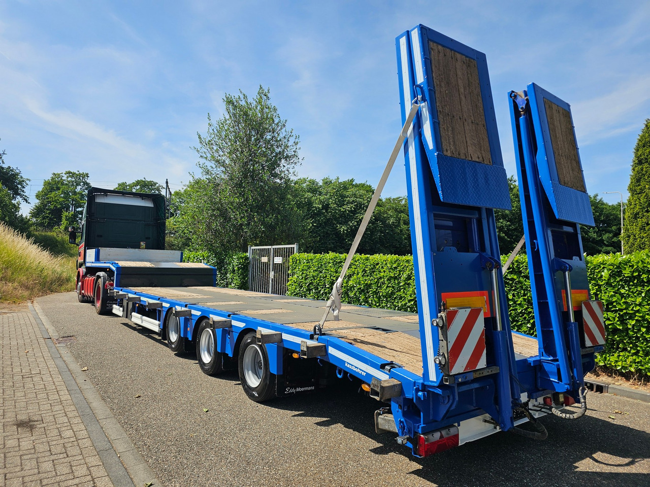Kässbohrer LB3E With Hydraulic Flip Ramps - Lavloader semitrailer: bilde 2 Kässbohrer LB3E With Hydraulic Flip Ramps - Lavloader semitrailer: bilde 2