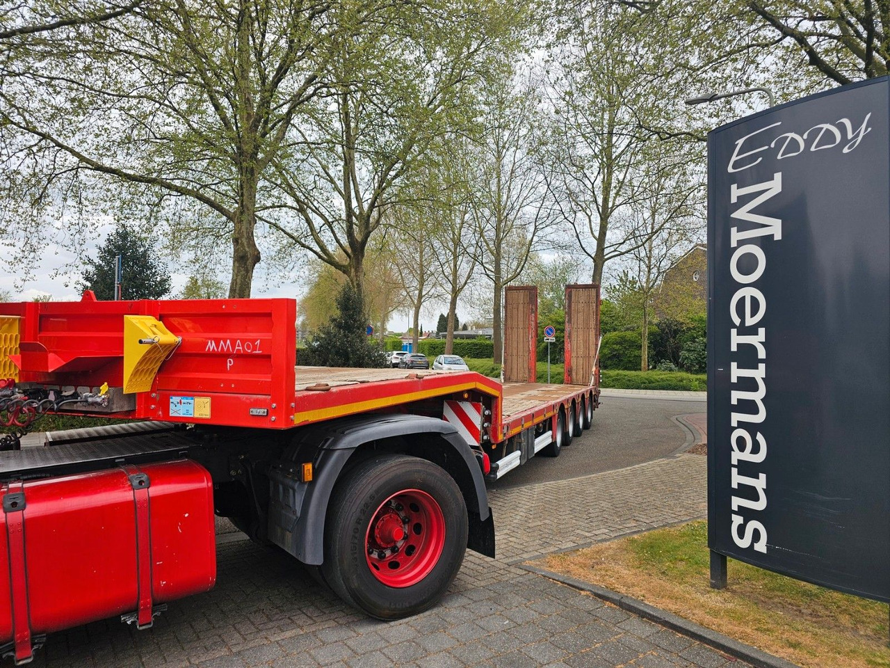 Kässbohrer LB4E Semie Tieflader Mit Rampen - Lavloader semitrailer: bilde 1 Kässbohrer LB4E Semie Tieflader Mit Rampen - Lavloader semitrailer: bilde 1