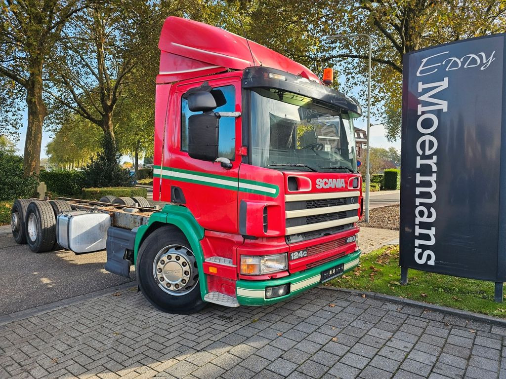 Scania P 124G 420 6x2*4 Fahrgestell - Chassis lastebil: bilde 1 Scania P 124G 420 6x2*4 Fahrgestell - Chassis lastebil: bilde 1