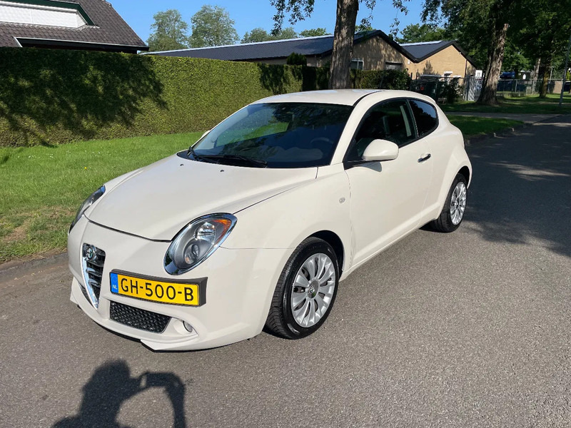 Alfa Romeo MiTo ZEER MOOI in prijs verlaagt - Hatchback: bilde 2 Alfa Romeo MiTo ZEER MOOI in prijs verlaagt - Hatchback: bilde 2