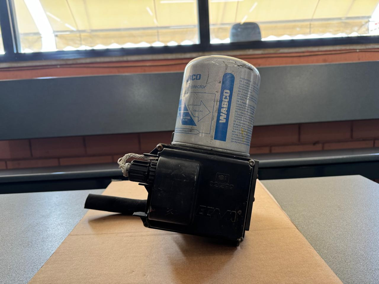 AIR MANAGEMENT UNIT ASSEMBLY ECAM UNHEATED MAN TGA - Bremsedeler: bilde 3 AIR MANAGEMENT UNIT ASSEMBLY ECAM UNHEATED MAN TGA - Bremsedeler: bilde 3