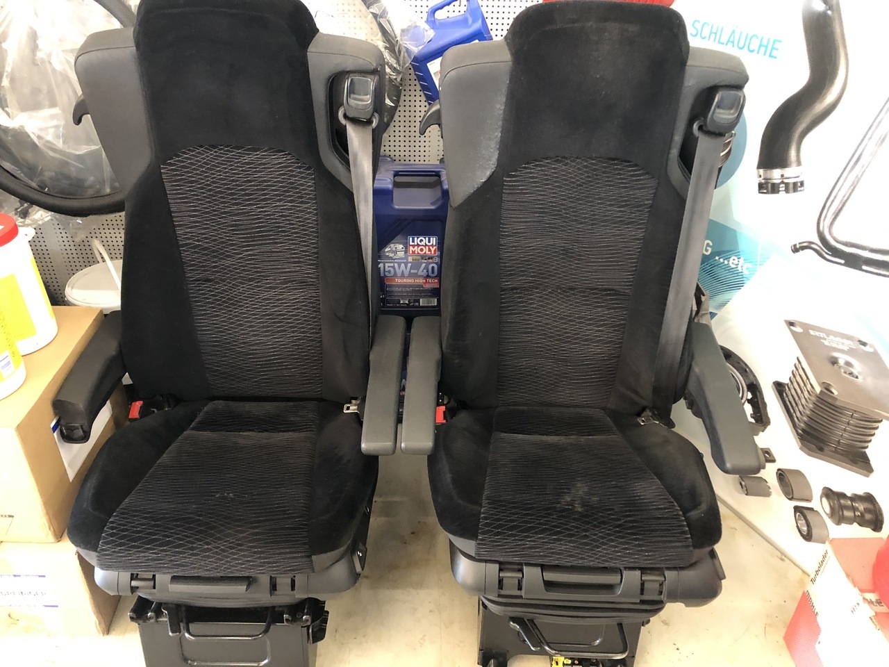 DRIVER' S SEAT GRAMMER ACTROS MP4-CENTRAL SEAT ATEGO 2 - Sete for Lastebil: bilde 1 DRIVER' S SEAT GRAMMER ACTROS MP4-CENTRAL SEAT ATEGO 2 - Sete for Lastebil: bilde 1