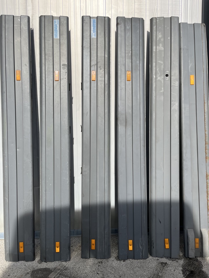 LATERAL UNDERRUN PROTECTION,PROTECTIVE RAIL,SIDE PANELLING, LEFT AND RIGHT MERCEDES-BENZ ATEGO - Aerodynamikk/ Spoiler for Lastebil: bilde 2 LATERAL UNDERRUN PROTECTION,PROTECTIVE RAIL,SIDE PANELLING, LEFT AND RIGHT MERCEDES-BENZ ATEGO - Aerodynamikk/ Spoiler for Lastebil: bilde 2