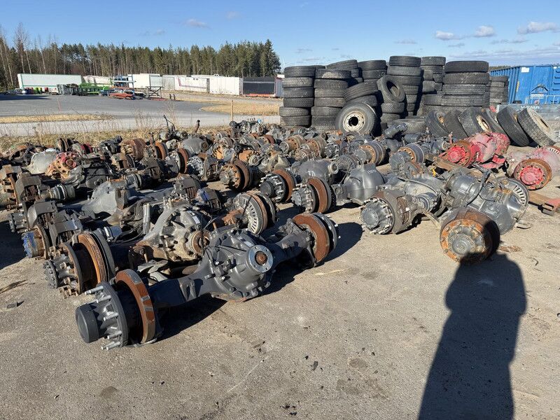 Volvo RTS2370A RSS1125 RTH2610F RTH3312 RTH3815 MD15 CTEV87 - Bakaksel: bilde 1 Volvo RTS2370A RSS1125 RTH2610F RTH3312 RTH3815 MD15 CTEV87 - Bakaksel: bilde 1