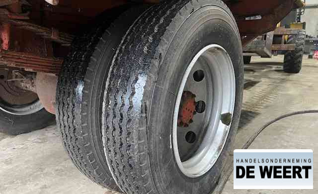 Michelin 9R22.5 , 9 R 22.5 - Dekk og felger for Landbruksteknikk: bilde 1 Michelin 9R22.5 , 9 R 22.5 - Dekk og felger for Landbruksteknikk: bilde 1